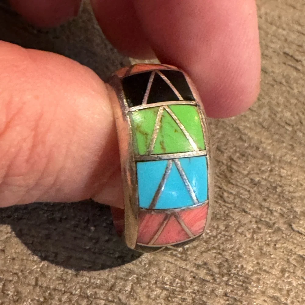 Signed CJ ( Butler) Native American Navajo Turquoise Coral Onyx Ring 7.9G